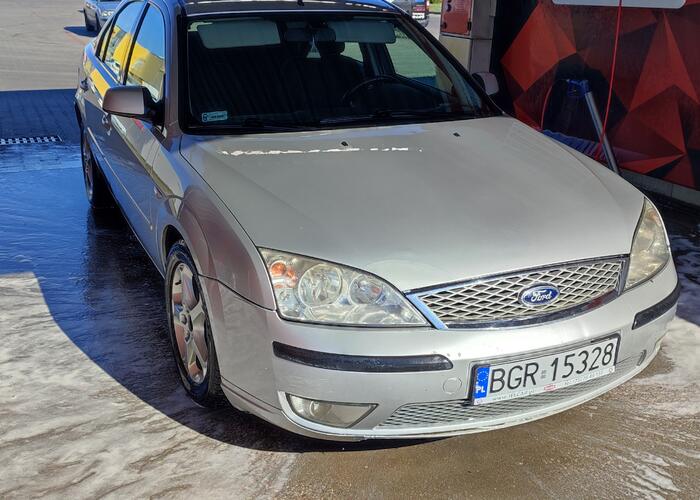Grajewo ogłoszenia: Sprzedam Forda Mondeo z 2006 roku w wersji sedan z 2 litrowym...