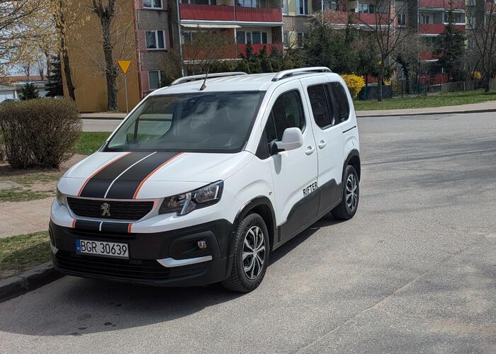 Grajewo ogłoszenia: Sprzedam samochód Peugeot Rifter
rok produkcji 2019 ,1.5  diesel,...